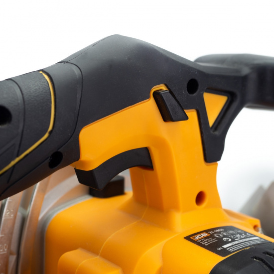 JCB Пила циркулярная аккум (JCB-18CS-B-E)18V,3650 об/мин,диаметр диска 165мм в к-те с зарядным уст-вом(JCB-18VFC-E) 2.4A и батареей аккум(JCB-20LI-E)2.0AH JCB-18CS-2XB-E - 1
